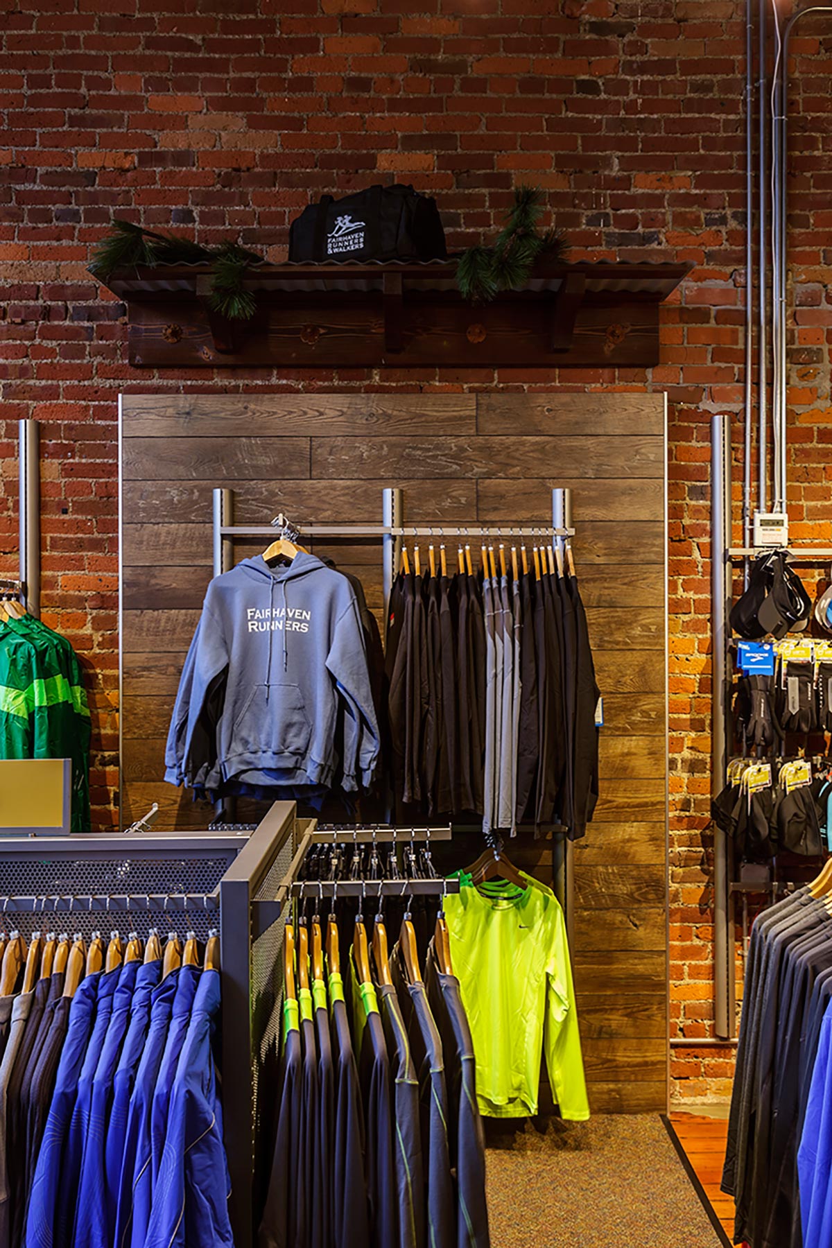 Small-Rustic-Display-Shelf